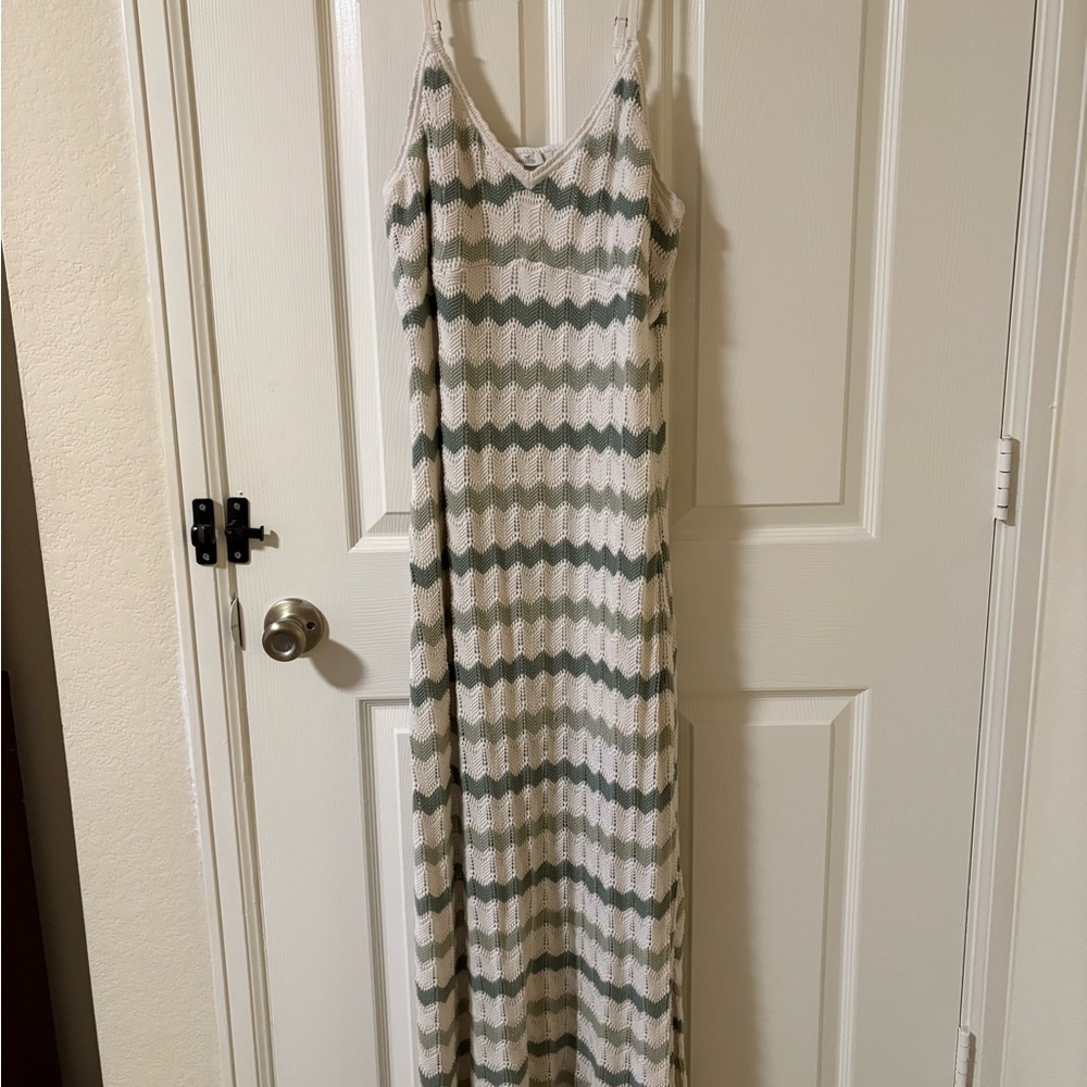 Hollister Knit Sweater with Green Accents